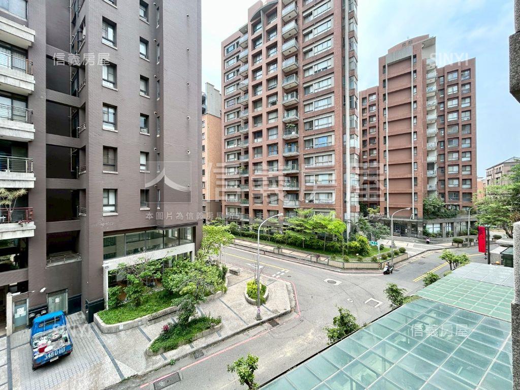 達龍文采街電梯住店房屋室內格局與周邊環境