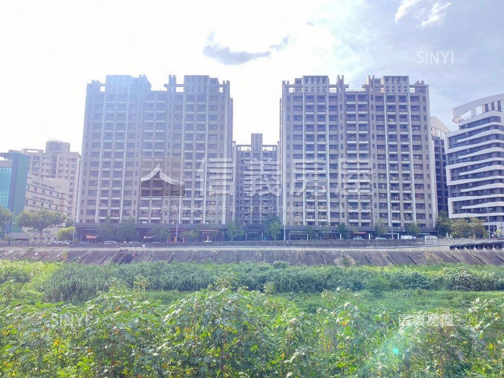 四季水悅三房雙平車房屋室內格局與周邊環境