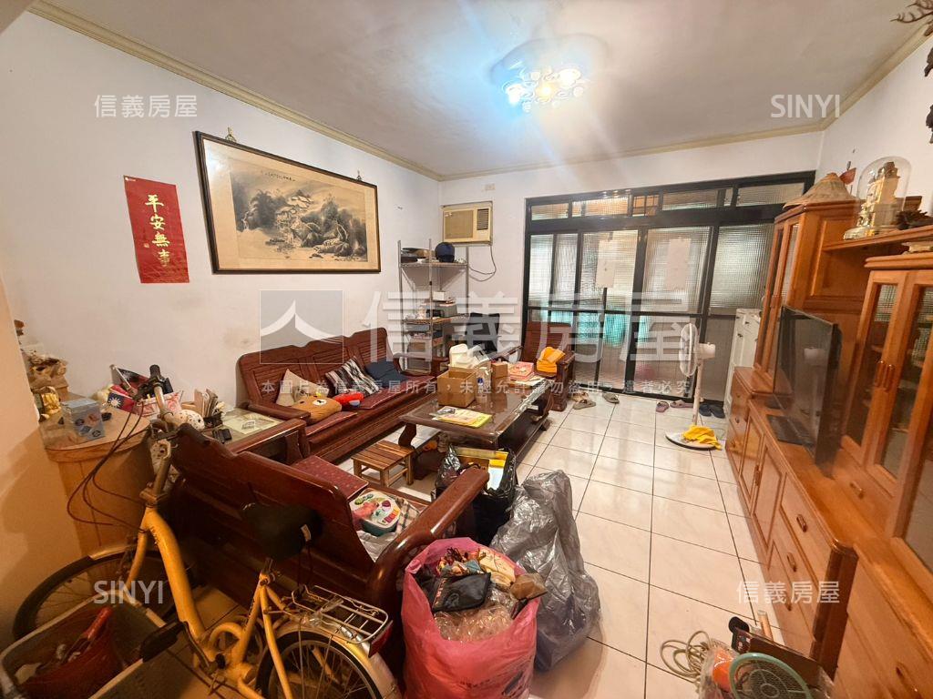 近國中小優質三樓美寓房屋室內格局與周邊環境