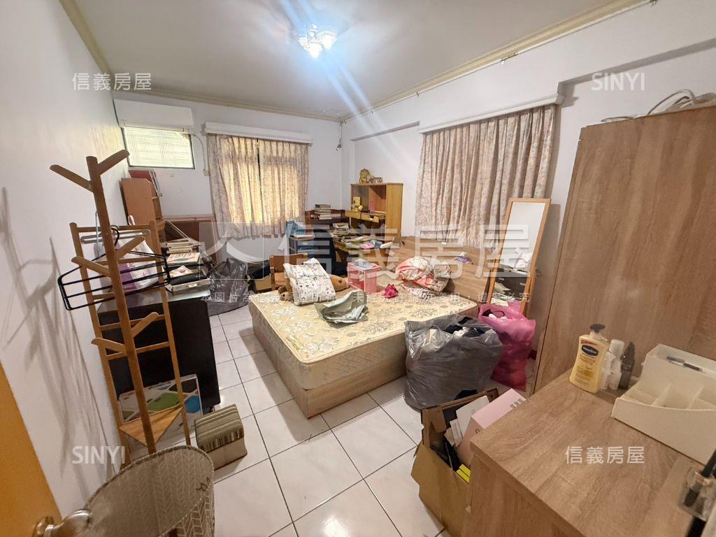 近國中小優質三樓美寓房屋室內格局與周邊環境