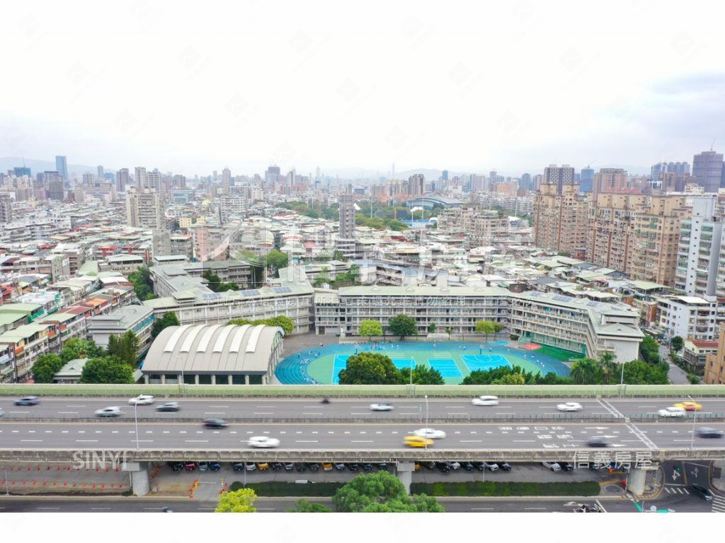 華固一莊精緻兩房帶車位房屋室內格局與周邊環境