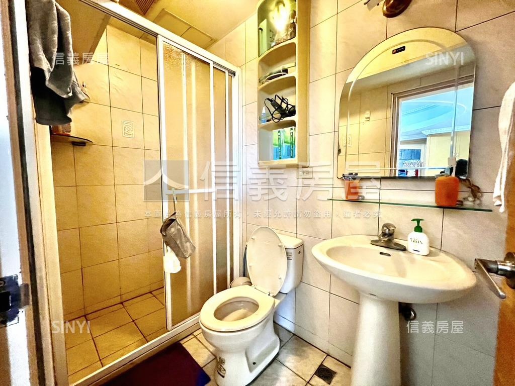 保固大樓後棟稀有兩房房屋室內格局與周邊環境