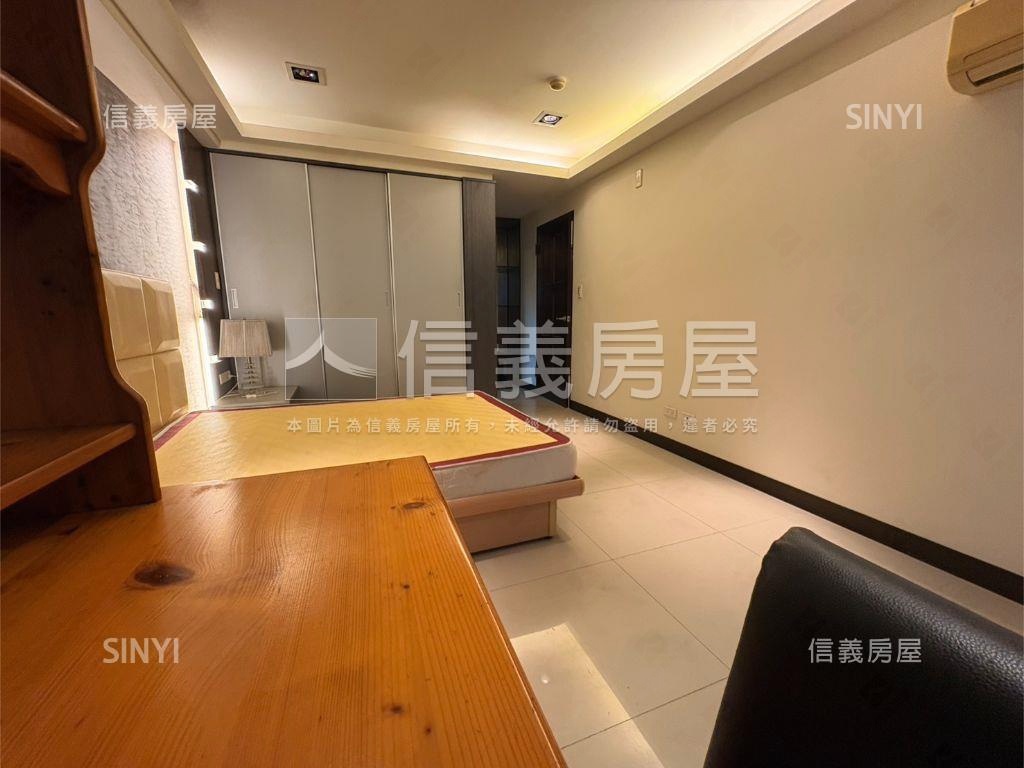 稀有雙併米蘭尊邸近捷運站房屋室內格局與周邊環境