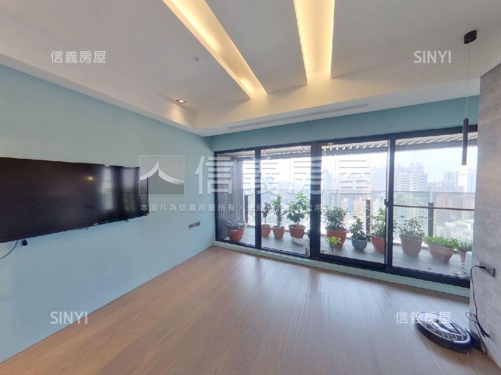 昭揚縱橫高樓市景裝潢美宅房屋室內格局與周邊環境