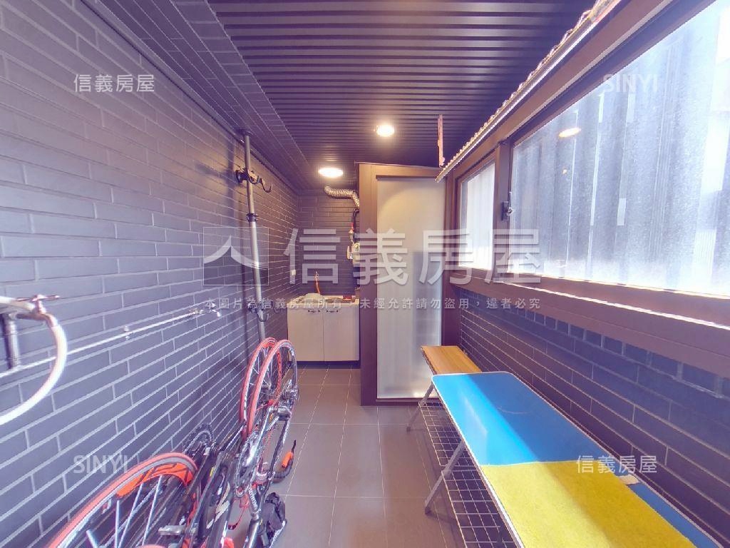 昭揚縱橫高樓市景裝潢美宅房屋室內格局與周邊環境