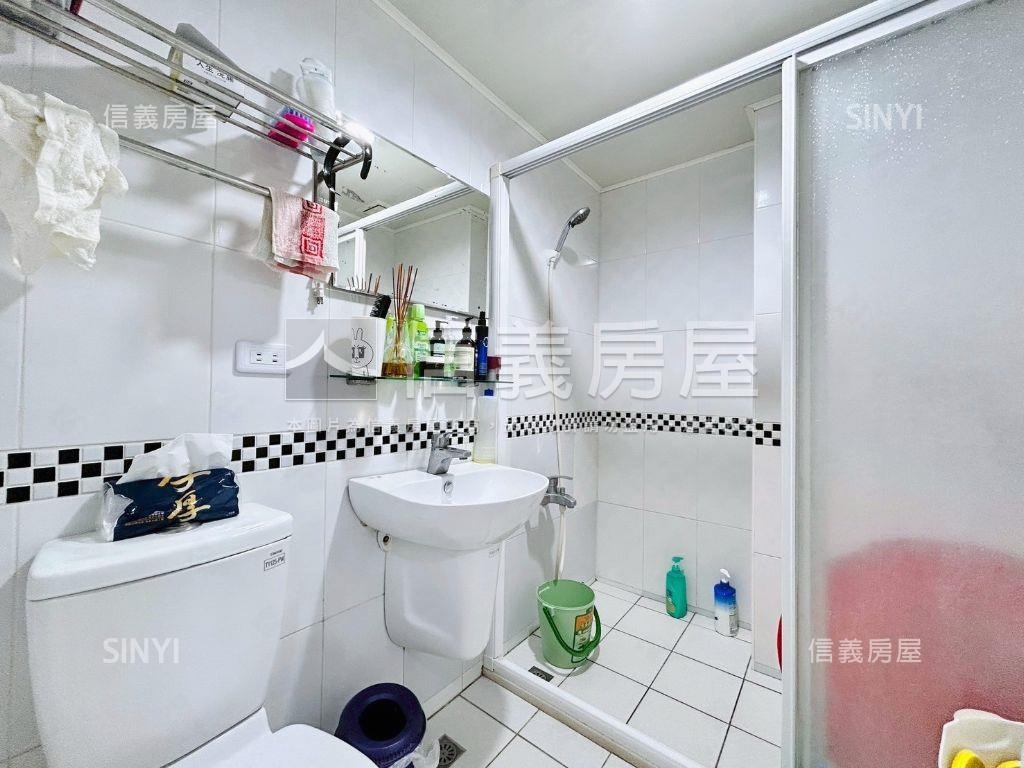 店長推薦北區美裝潢大三房房屋室內格局與周邊環境