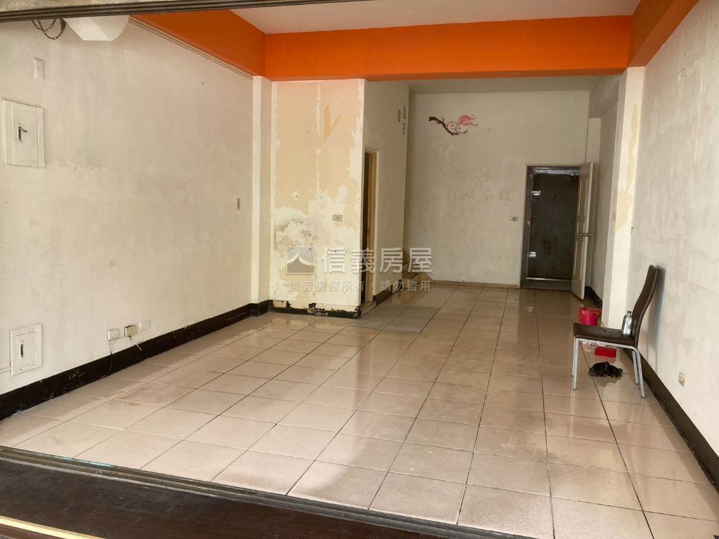 近捷運綠線熱鬧美店面房屋室內格局與周邊環境