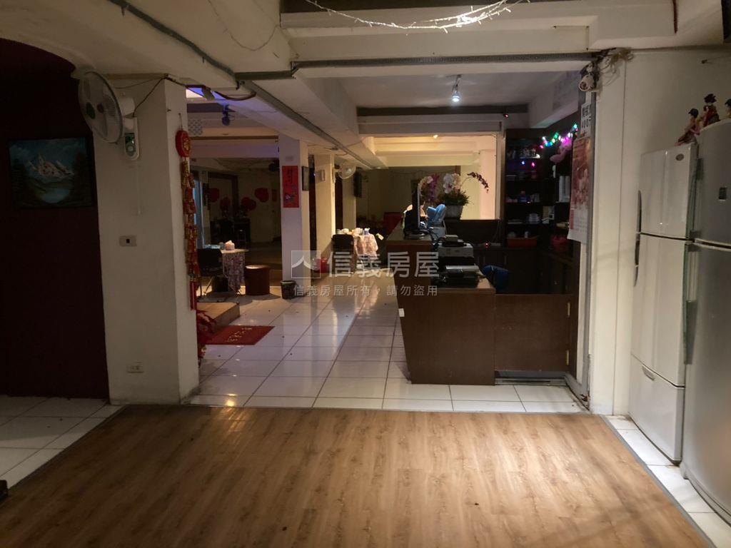 近捷運綠線熱鬧美店面房屋室內格局與周邊環境