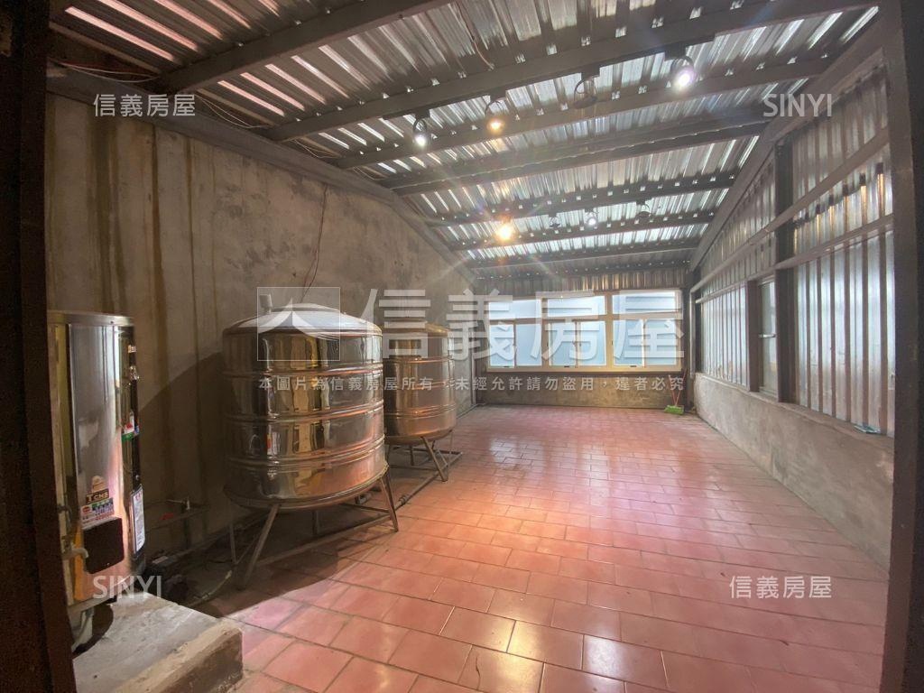 楓樹腳公園整新美透天房屋室內格局與周邊環境