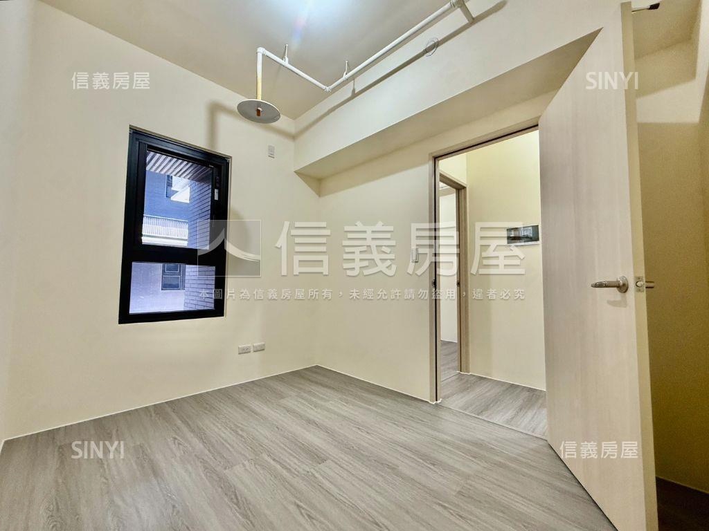 站前新銳３房Ｂ２車位房屋室內格局與周邊環境