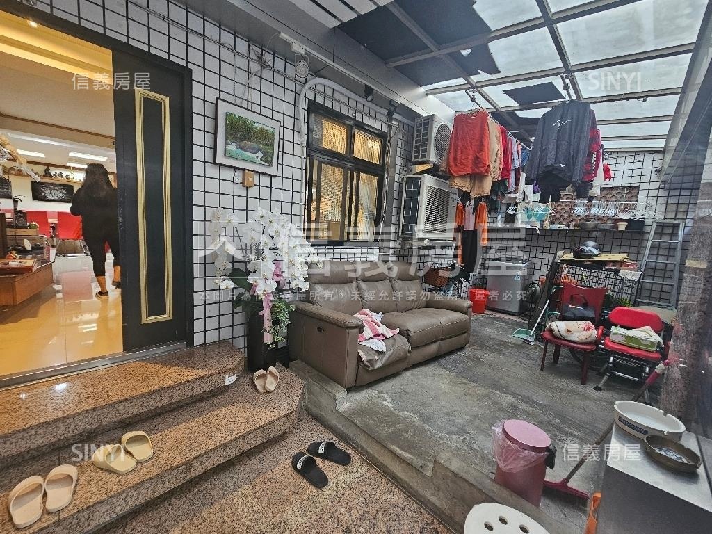 士東１樓大空間漂亮美宅房屋室內格局與周邊環境