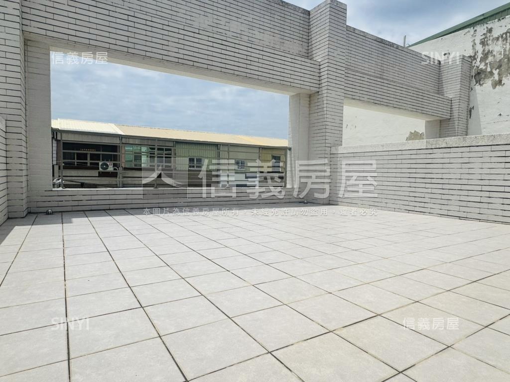 鯤鯓雙車雙套房墅房屋室內格局與周邊環境