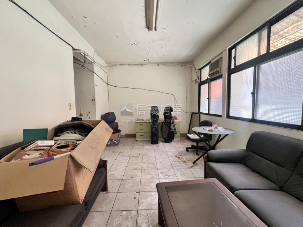 稀有民享街公寓一二樓房屋室內格局與周邊環境
