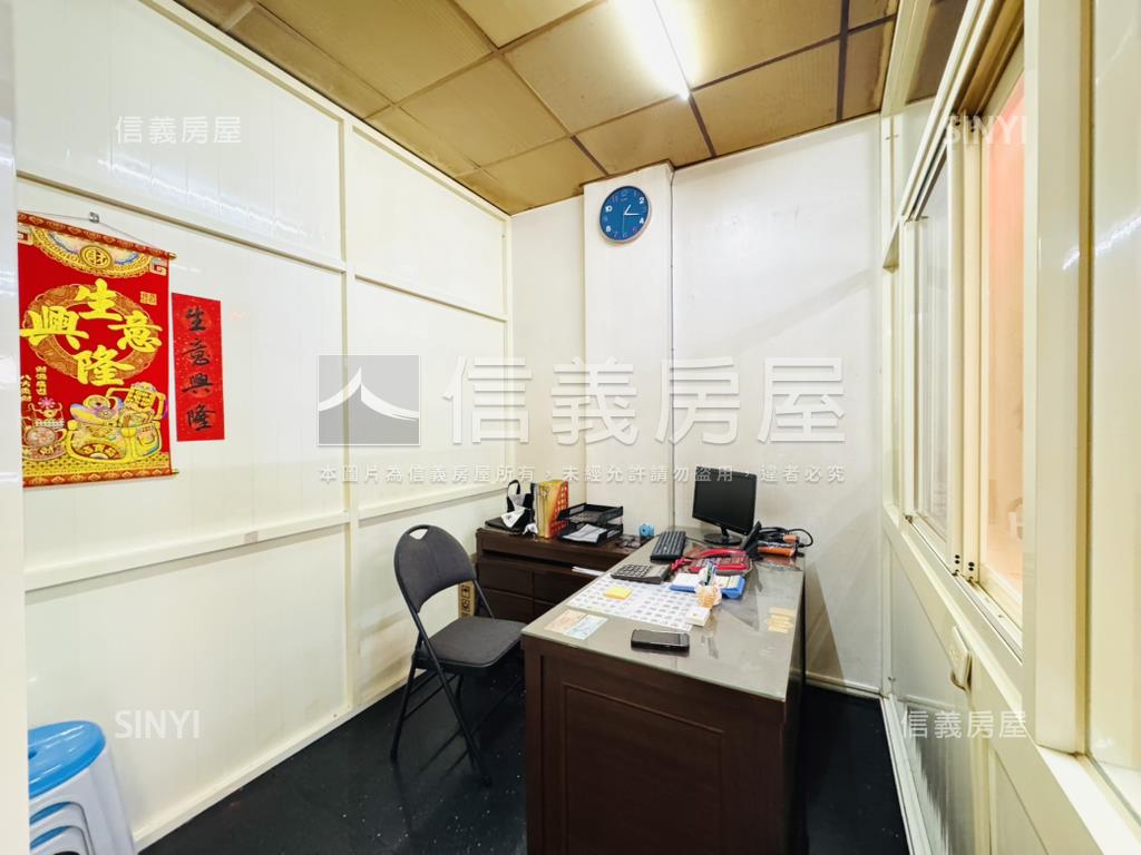 稀有大面寬金鑽店面房屋室內格局與周邊環境