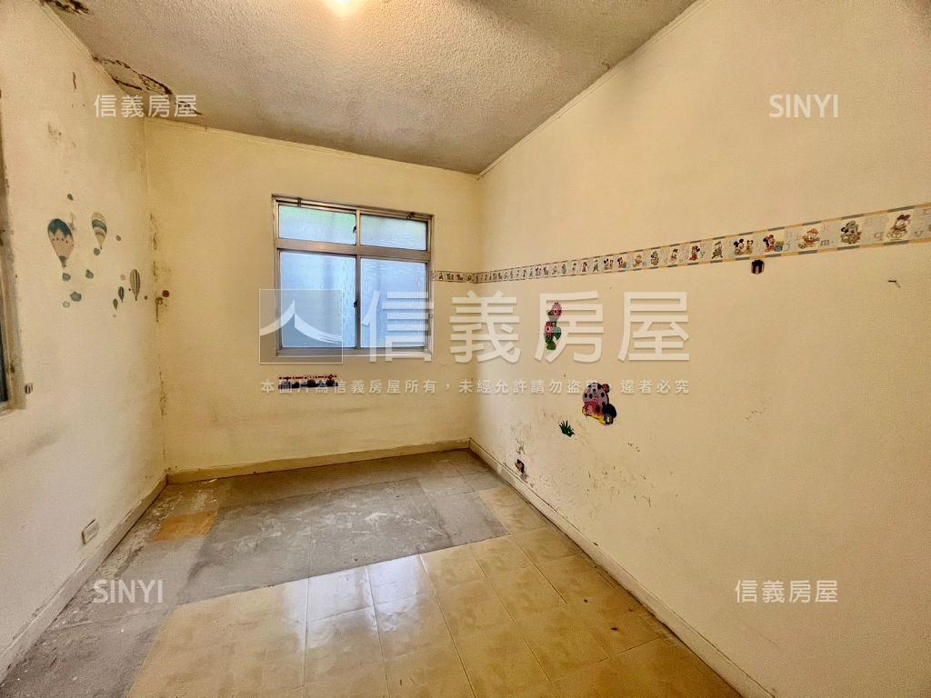 獨家捷運後山埤國泰大四房房屋室內格局與周邊環境