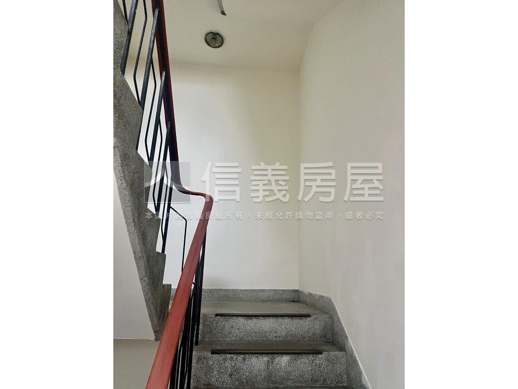 獨家捷運後山埤國泰大四房房屋室內格局與周邊環境