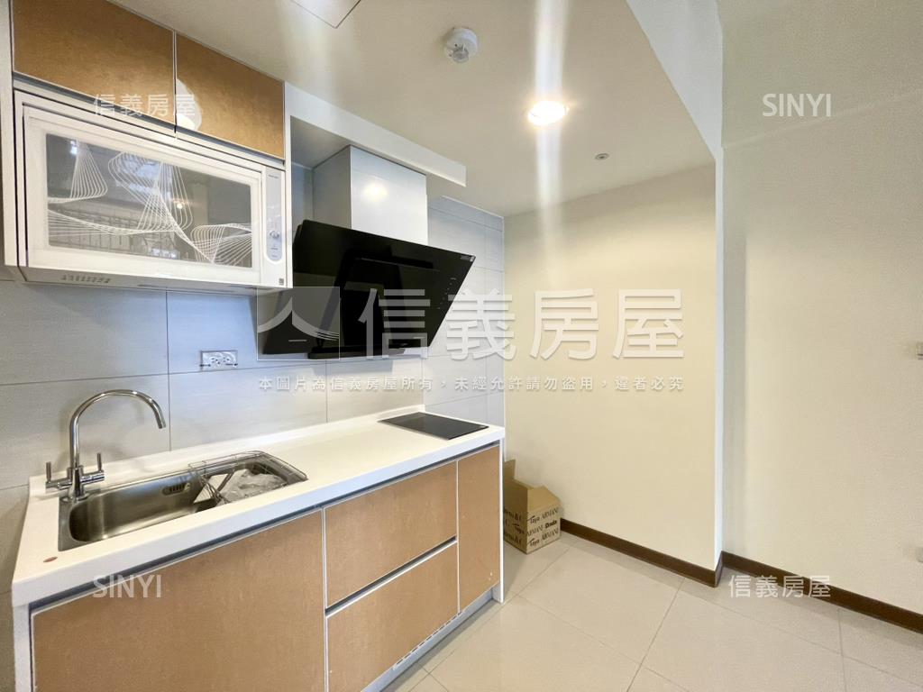 遠雄幸福成頂樓兩房平車房屋室內格局與周邊環境