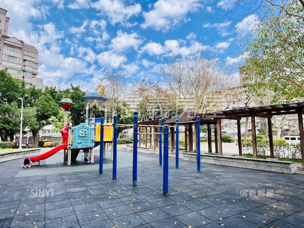 宜景二樓華廈大三房房屋室內格局與周邊環境