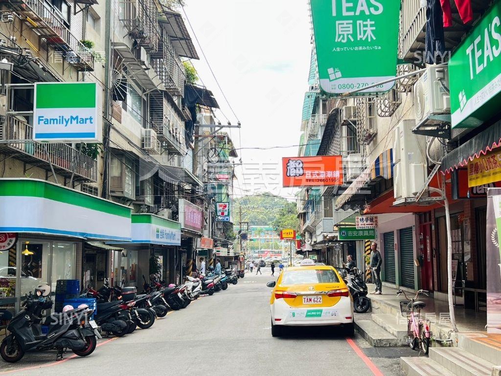 宜景二樓華廈大三房房屋室內格局與周邊環境