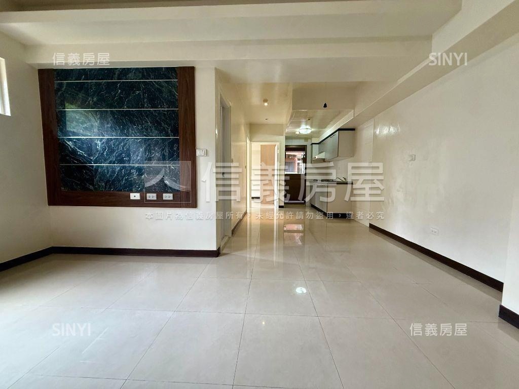 台北寧靜二期採光２房房屋室內格局與周邊環境