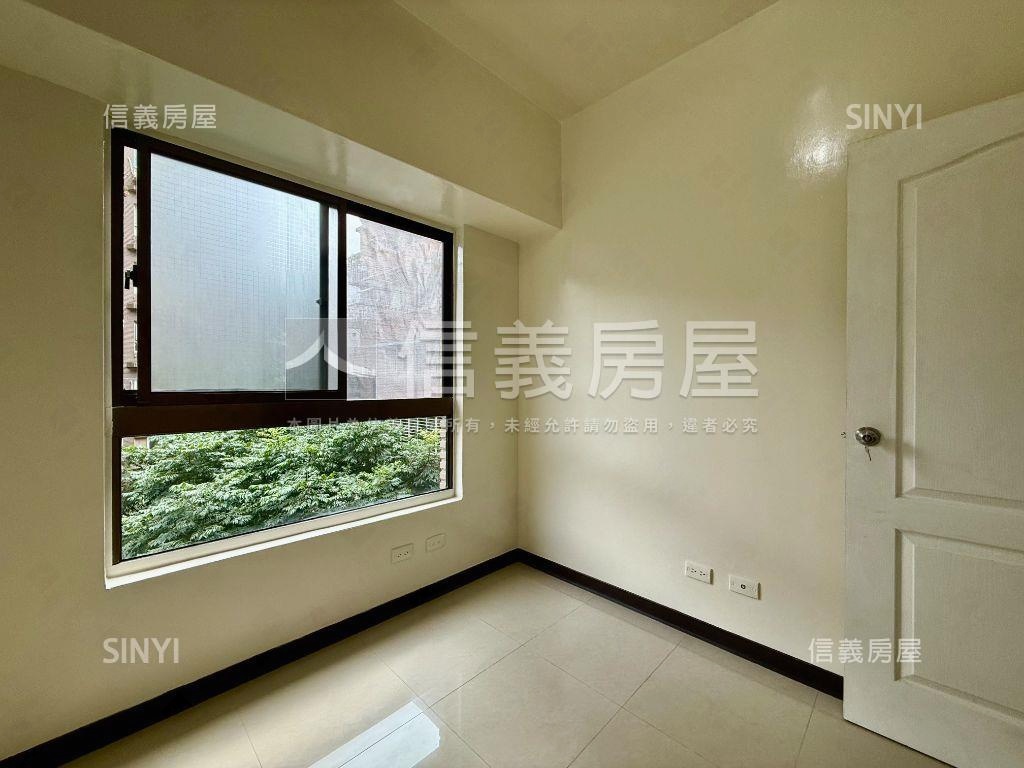 台北寧靜二期採光２房房屋室內格局與周邊環境