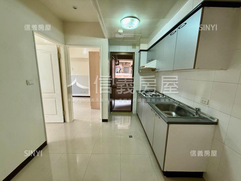 台北寧靜二期採光２房房屋室內格局與周邊環境