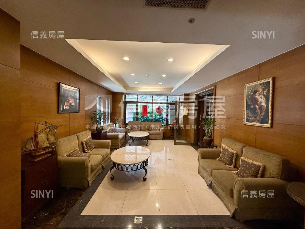 台北寧靜二期採光２房房屋室內格局與周邊環境