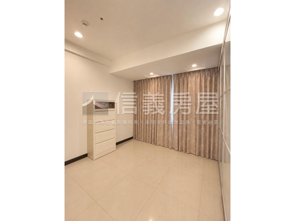 ⭐碧潭有約３房明亮看碧潭房屋室內格局與周邊環境
