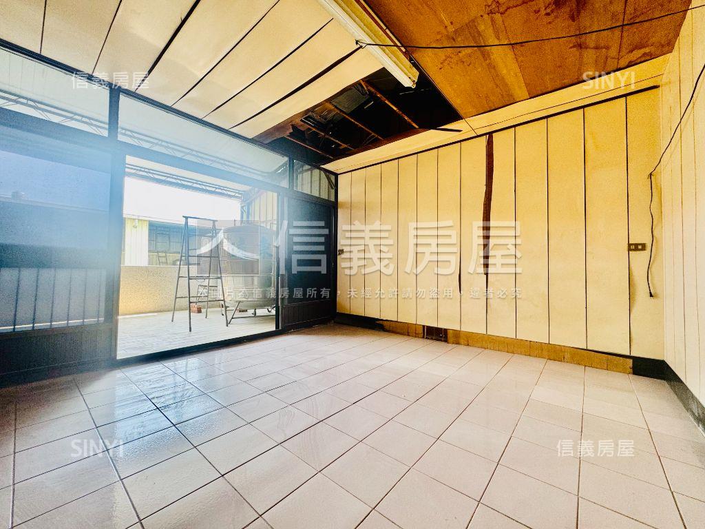 近重劃區商業店住房屋室內格局與周邊環境