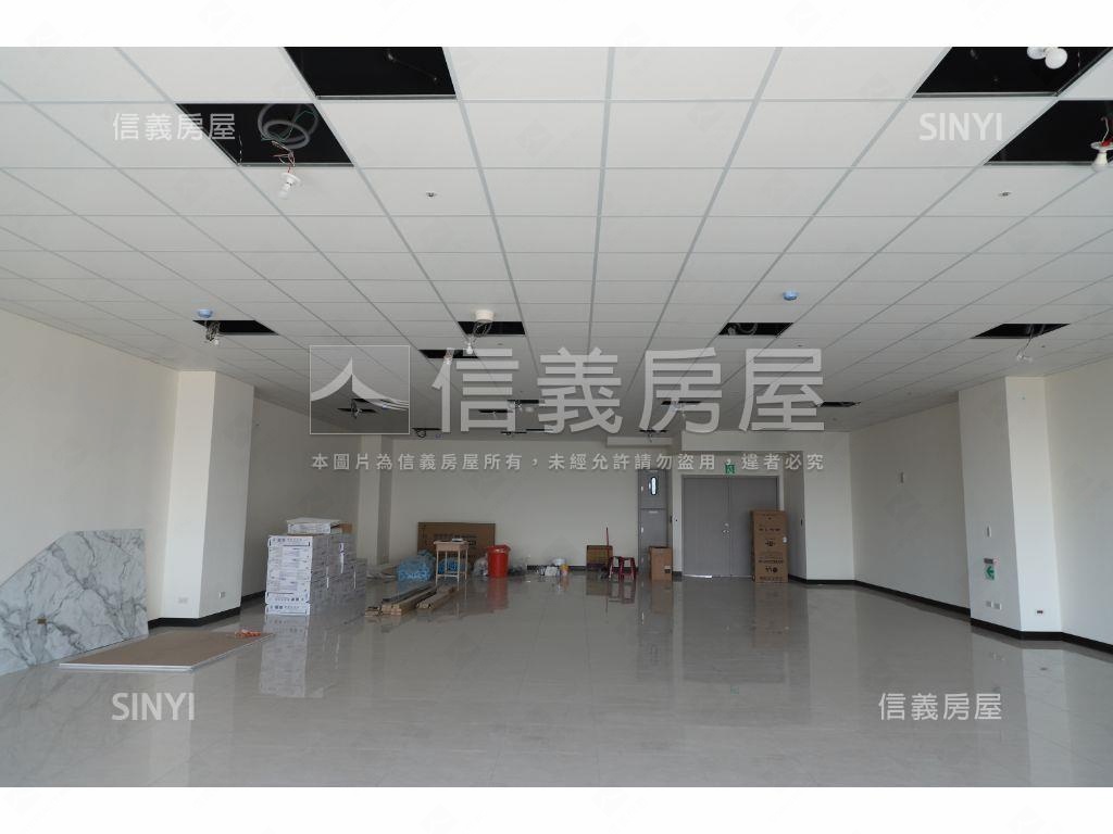 永寧捷運百坪辦公Ｉ房屋室內格局與周邊環境