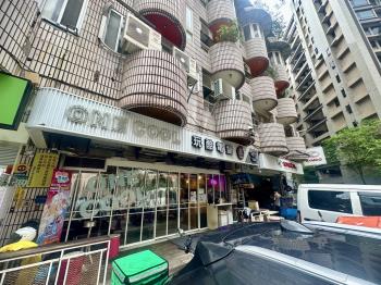 葫洲捷運財源廣進店面