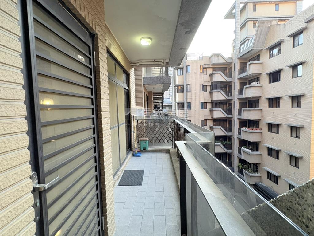 滿築珍藏美屋四房房屋室內格局與周邊環境