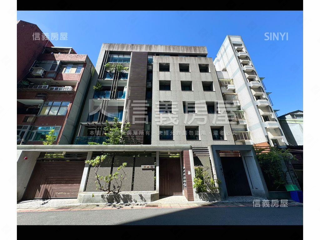 市府捷運兩房車位信義璞緻房屋室內格局與周邊環境
