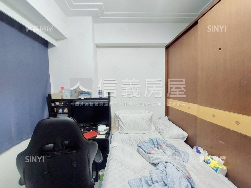 迴龍捷運三房附車位房屋室內格局與周邊環境