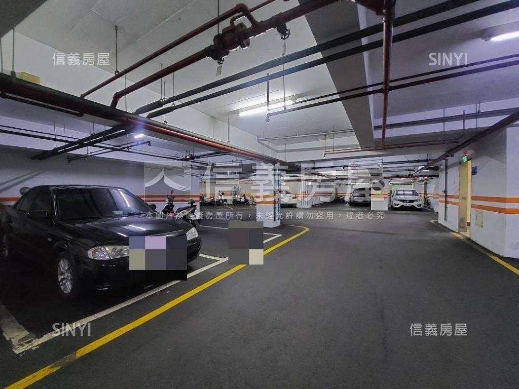 迴龍捷運三房附車位房屋室內格局與周邊環境