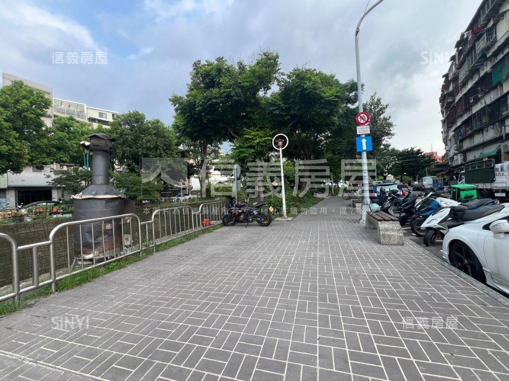 近柳川超低價重新整理套房房屋室內格局與周邊環境