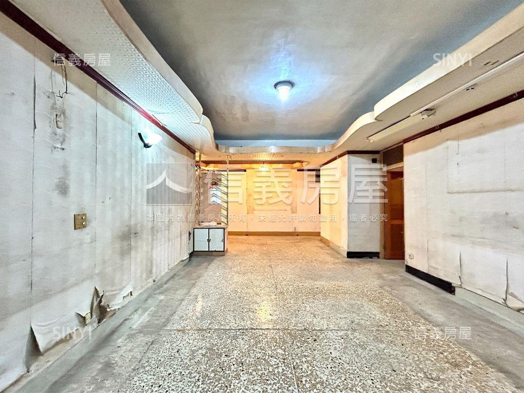 成功靜巷大空間一樓房屋室內格局與周邊環境