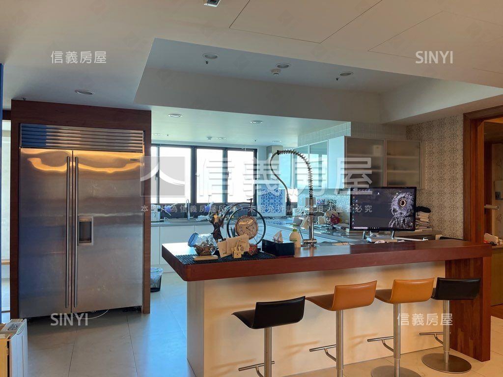 全坤澄峰Ａ棟河景樓中樓房屋室內格局與周邊環境