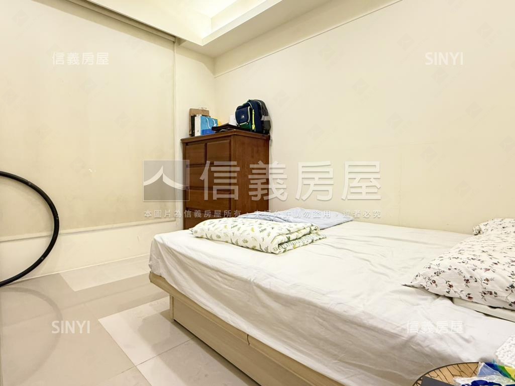 國美康寧城堡三房車位房屋室內格局與周邊環境