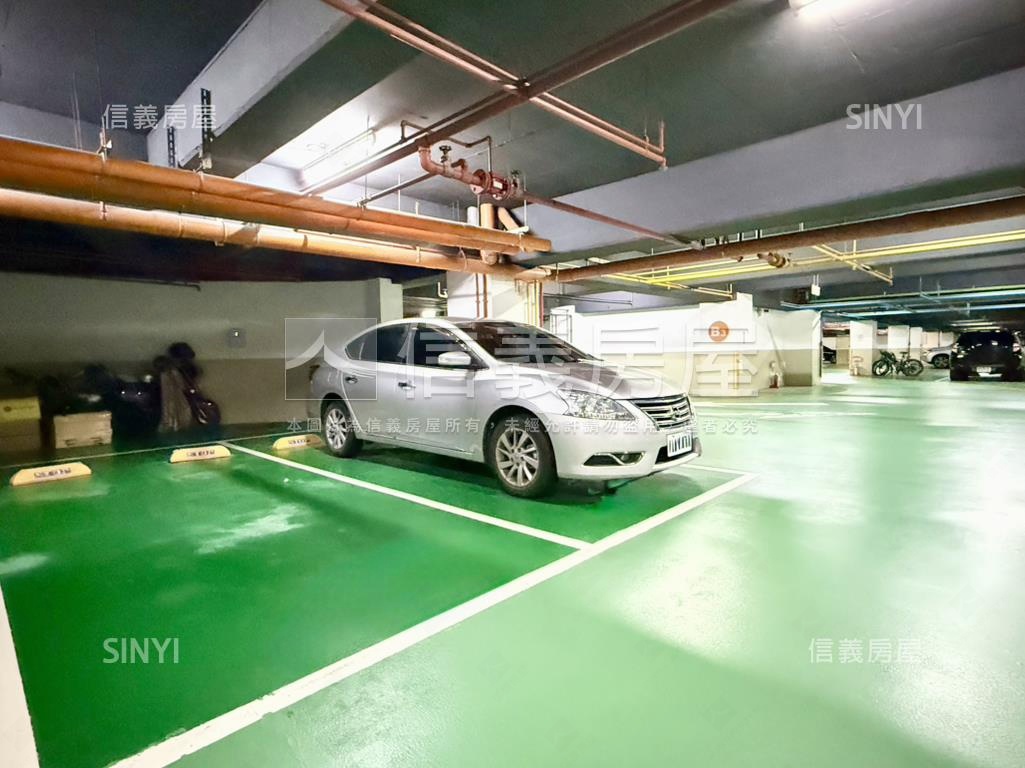 國美康寧城堡三房車位房屋室內格局與周邊環境