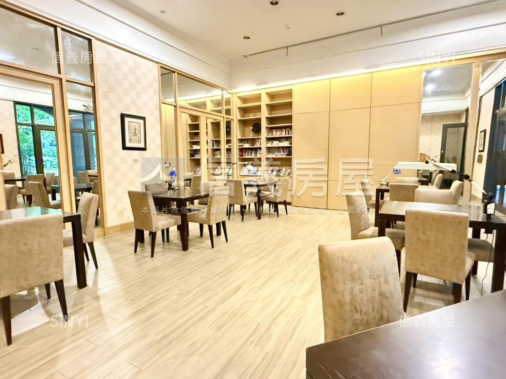 國美康寧城堡三房車位房屋室內格局與周邊環境