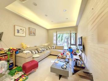 國美康寧城堡三房車位