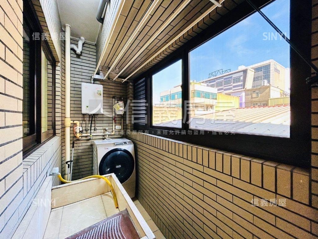 世界１美裝潢四房車位房屋室內格局與周邊環境