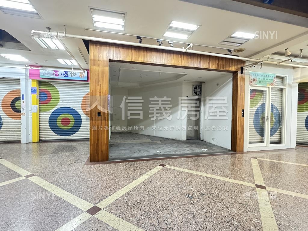 逢甲大學前熱鬧店面房屋室內格局與周邊環境