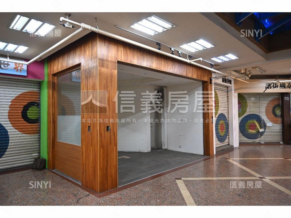 逢甲大學前熱鬧店面房屋室內格局與周邊環境