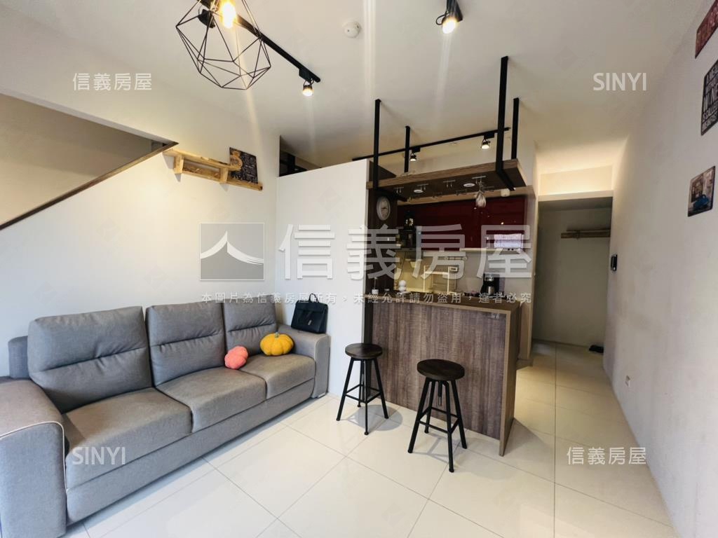 稀有釋出尊爵晶冠房屋室內格局與周邊環境