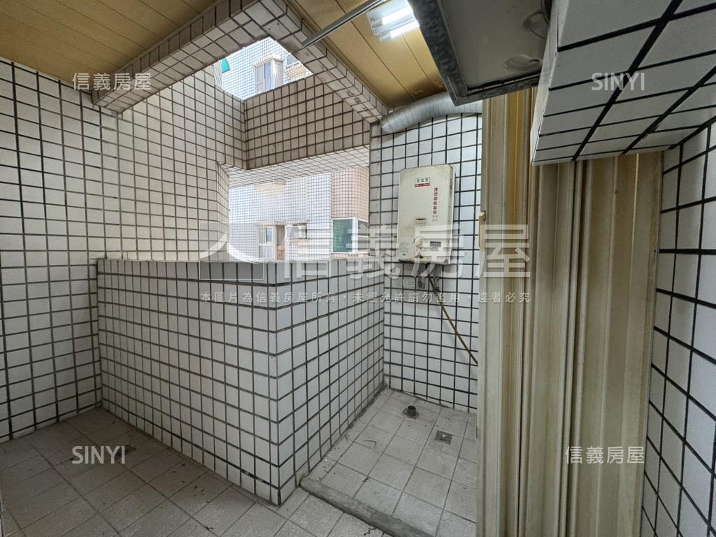 駿達天下三房平車房屋室內格局與周邊環境