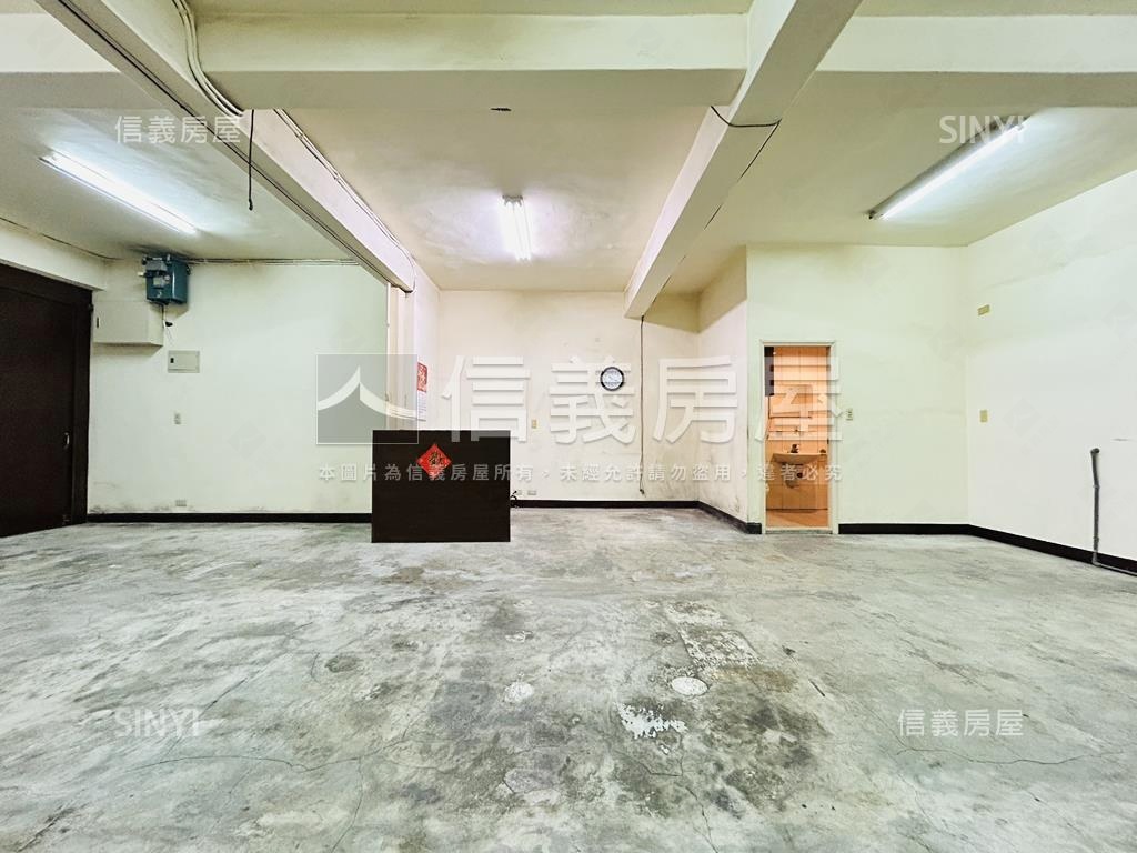 便利面寬珍稀有大空間一樓房屋室內格局與周邊環境