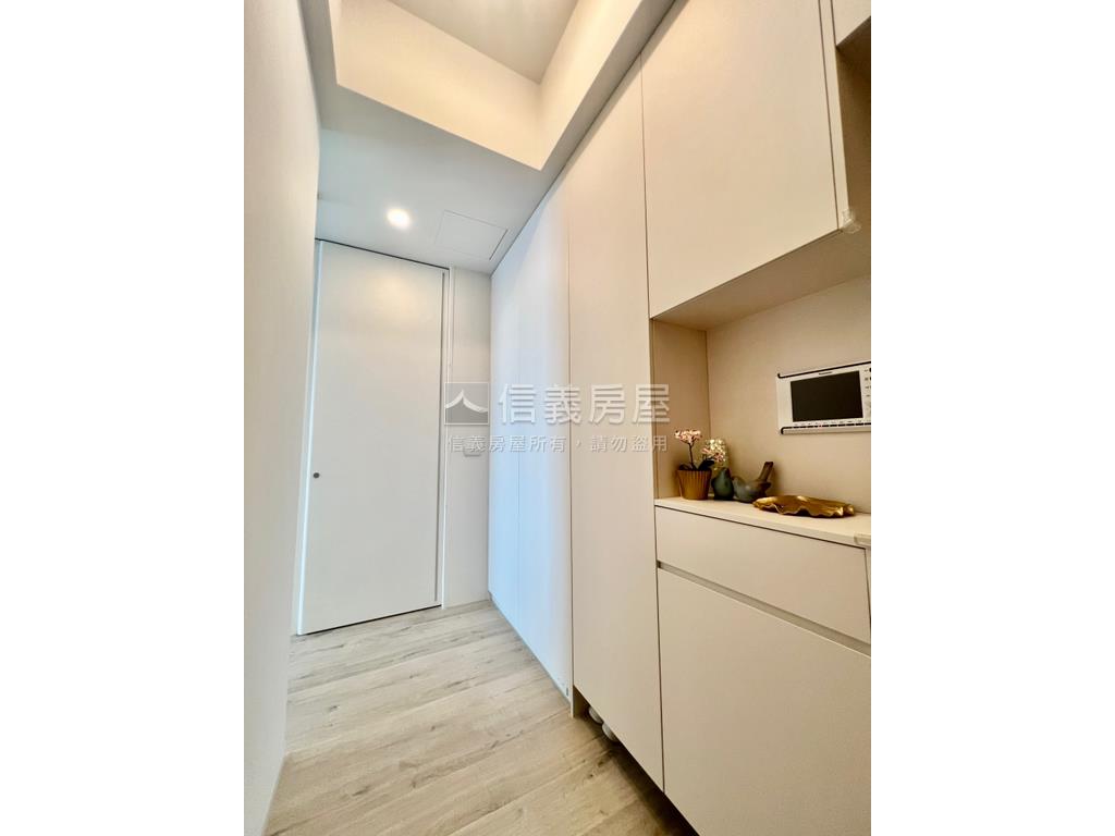 九揚萊茵堡景觀第一排房屋室內格局與周邊環境