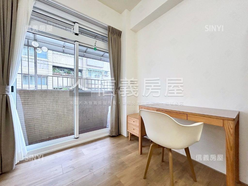 東區重新裝潢三樓公寓房屋室內格局與周邊環境